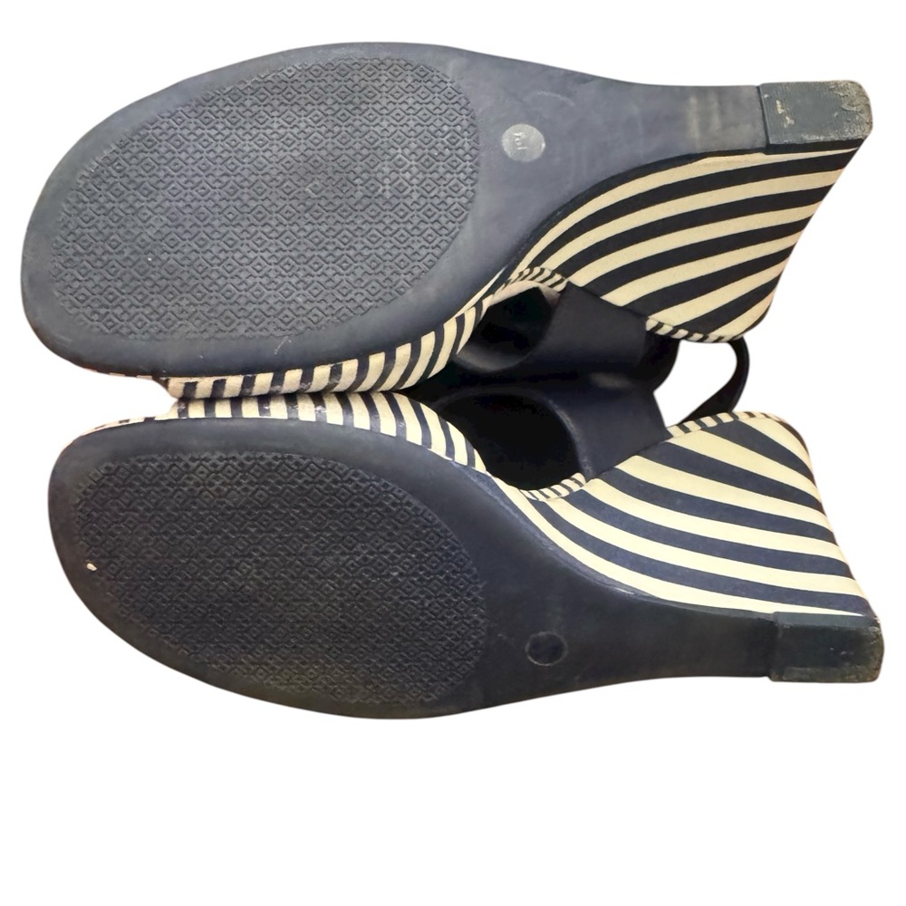 Tory Burch Navy Striped Women's Wedge Sandals Sz 11 - Picture 6 of 8